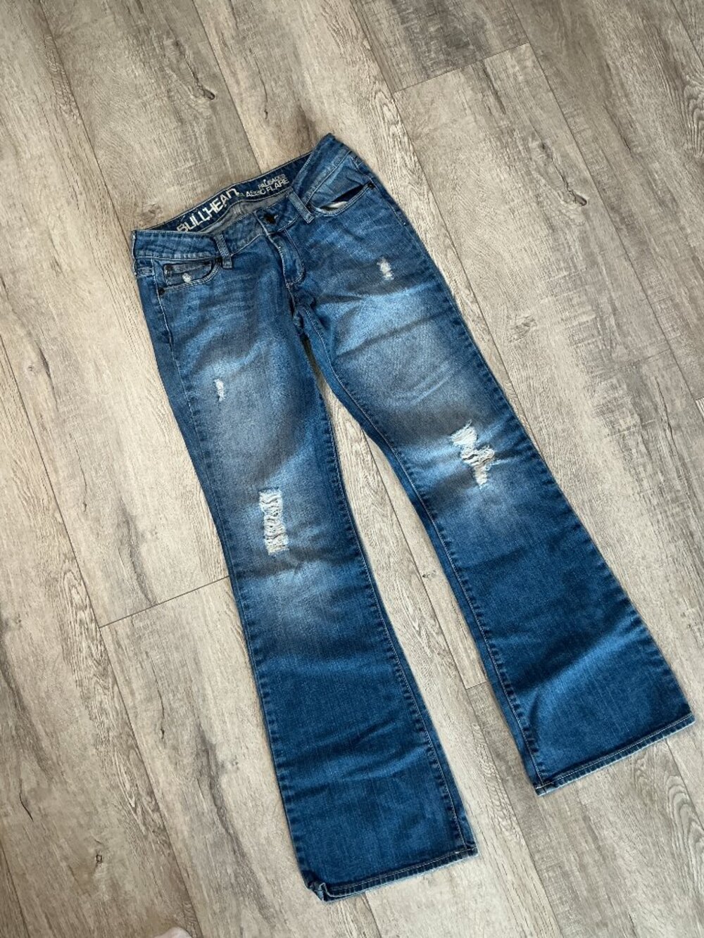 Bullhead Distressed Blue Jeans/Denim (Junior's Size 7)